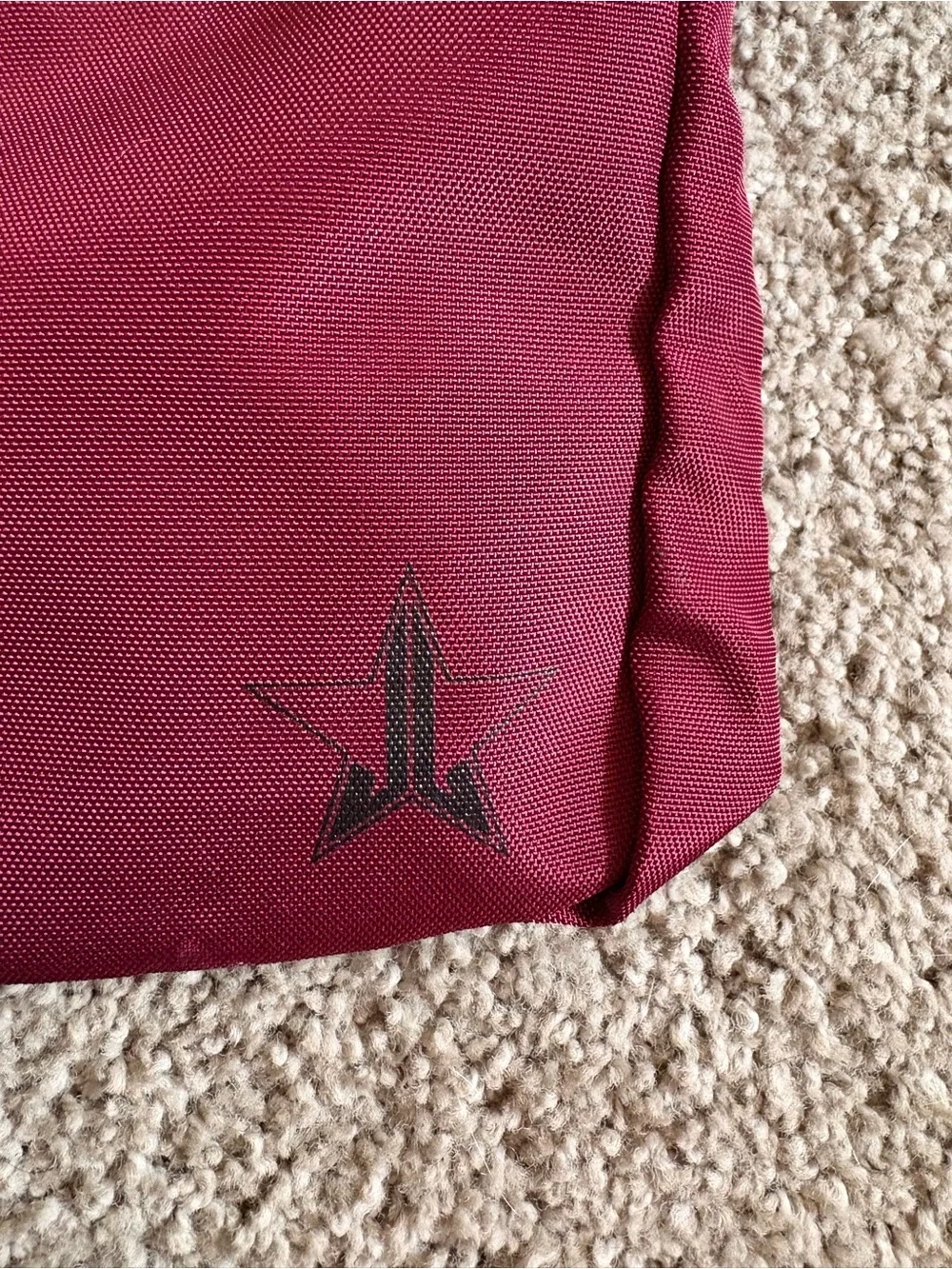Jeffree Star Burgundy Crossbody Bag⭐️